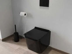 Vente-unique Hangend Toilet-Mat Zwarte Hang-Wc Van Keramiek Zonder Rand - Clemona